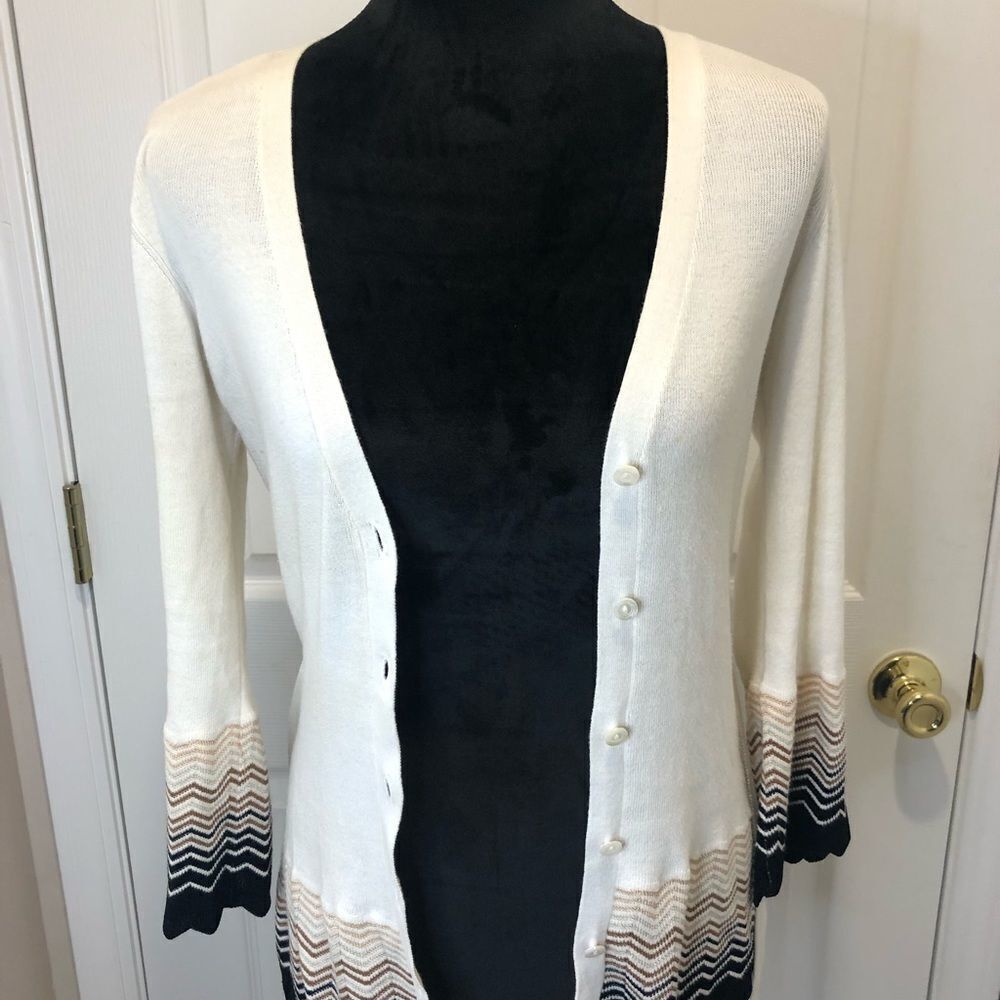 Trina Turk cream cardigan scalloped hem sweater - Picture 10 of 12